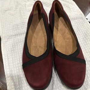 CLARKS BURGUNDY SUEDE SHOES